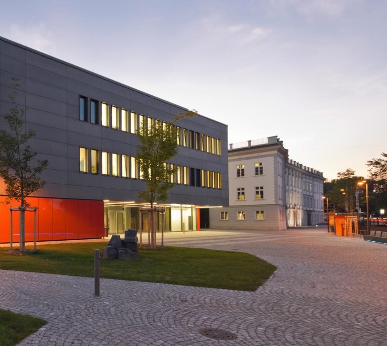 2011_44_Bauamt-Augsburg-duckek-Hochschule-II.BA-3109_10-2